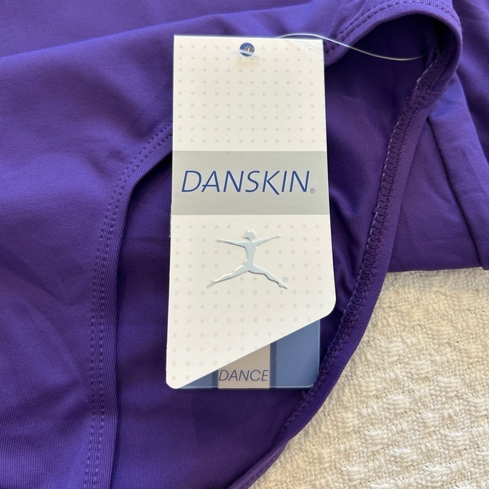 Danskin / Dancewear/ NWT/ Women's Purple Scoopneck Long Sleeve Leotard XL 14-16 - Picture 7 of 12